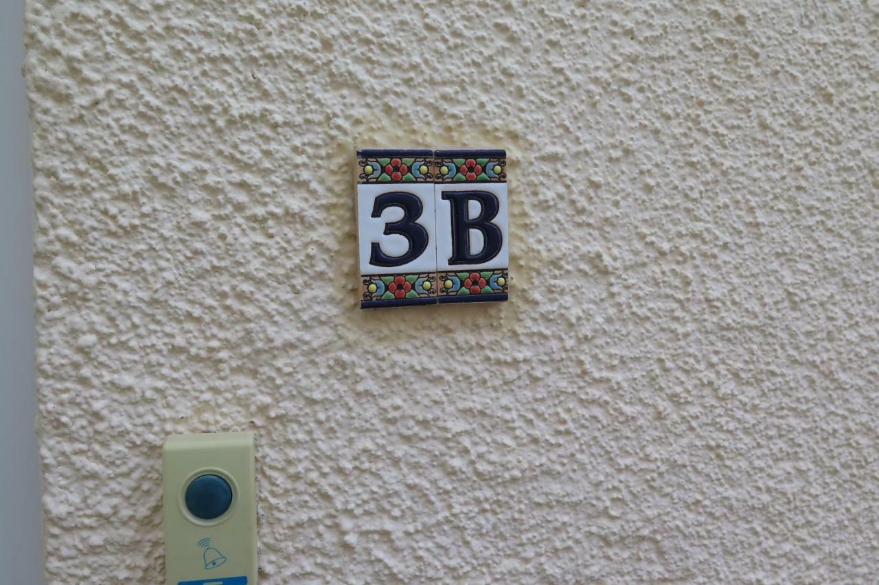 Apartamento Estrella Del Mar Les Deveses Exterior foto